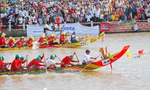 Khởi động Festival Đua nghe Ngo đồng bào Khmer Đồng bằng sông Cửu Long - Sóc Trăng lần thứ I năm 2013